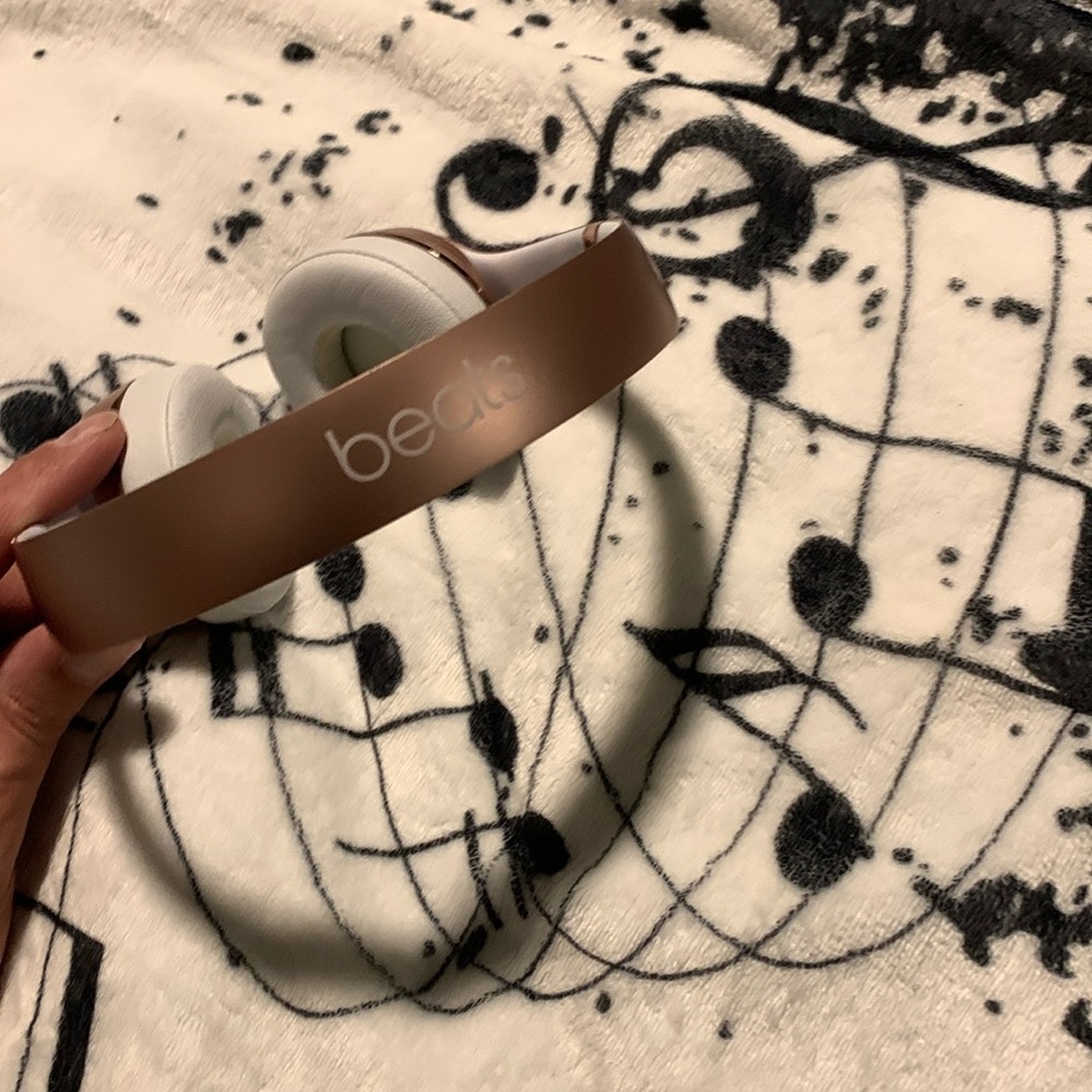 Beats by Dr. Dre Solo³ Wireless Headphones